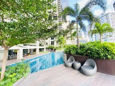 Getaway In Baseline Apartment Cebu